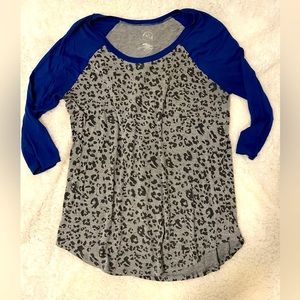 Leopard baseball tee